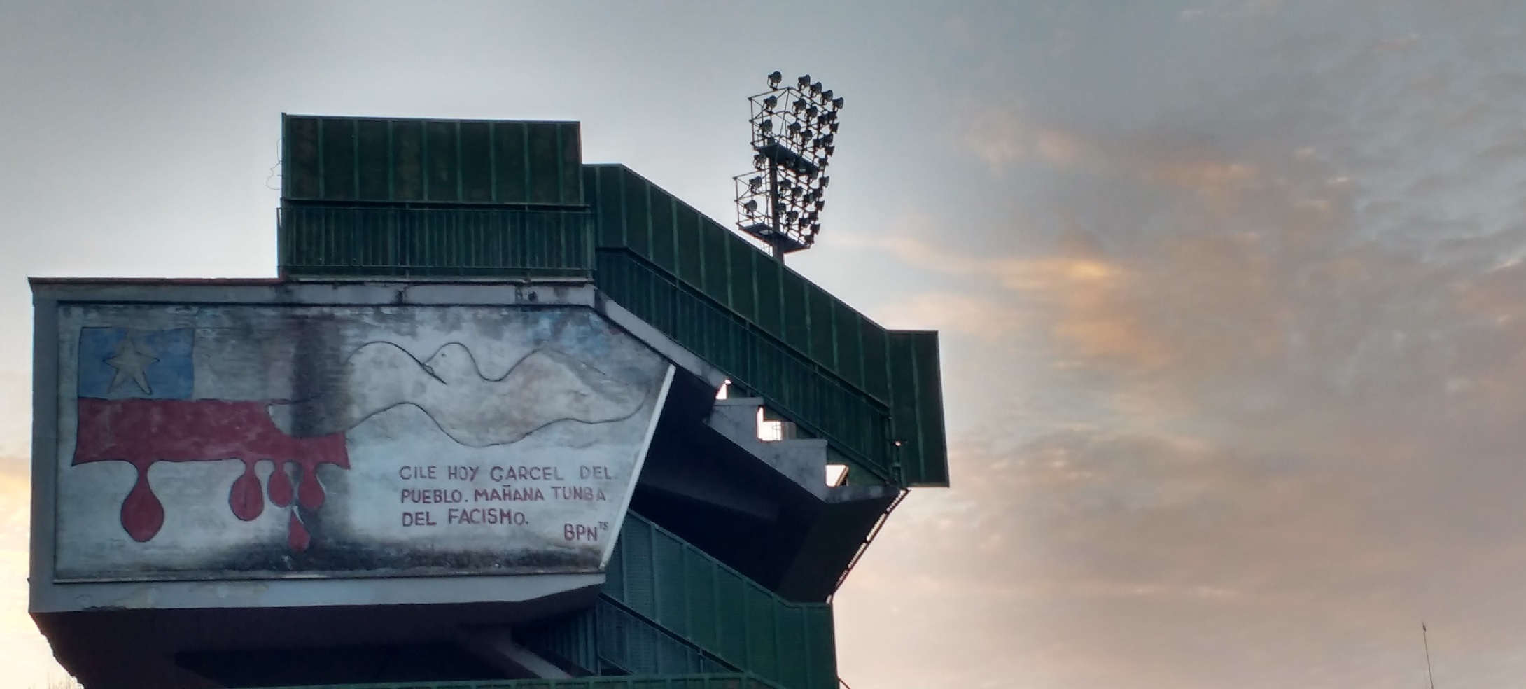 Terni,_Stadio_Comunale,_graffito